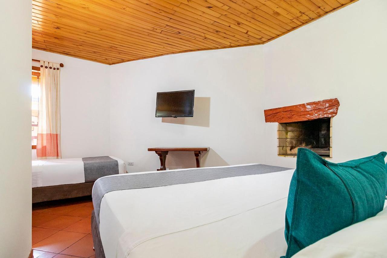 Ayenda Hotel Casona Santa Rosa Chía Εξωτερικό φωτογραφία